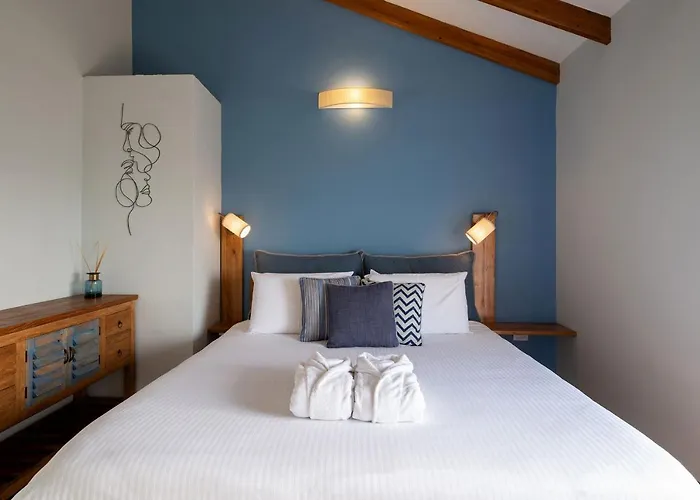 Yama Wine Spa And Suites